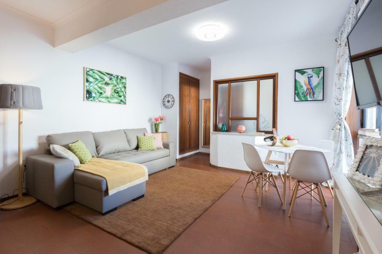 Apartmán 2 Comfy Bright Flats With Netflix Porto Exteriér fotografie