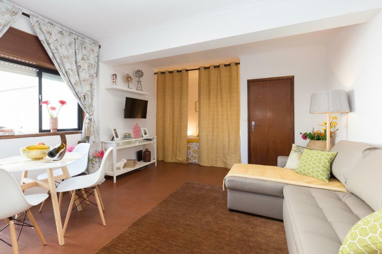 Apartmán 2 Comfy Bright Flats With Netflix Porto Exteriér fotografie