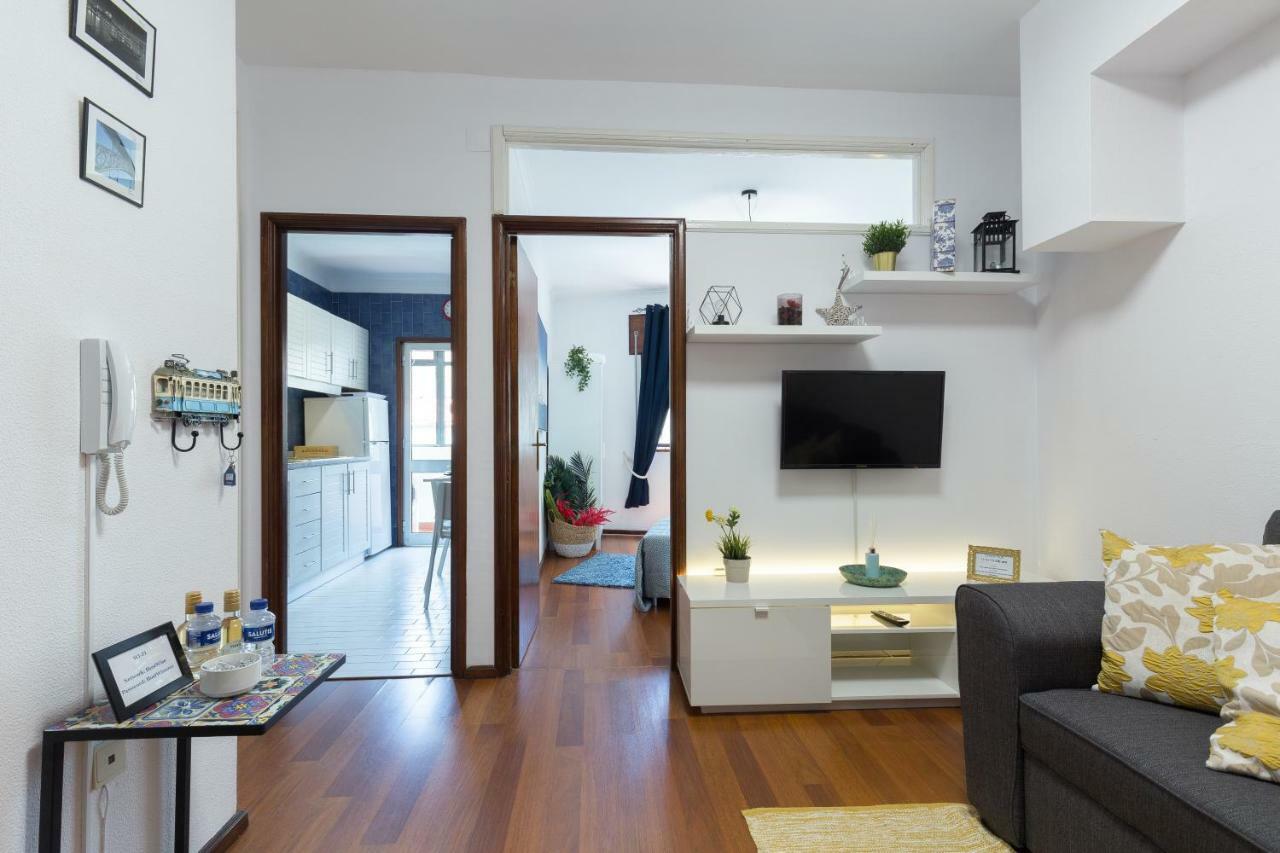 Apartmán 2 Comfy Bright Flats With Netflix Porto Exteriér fotografie