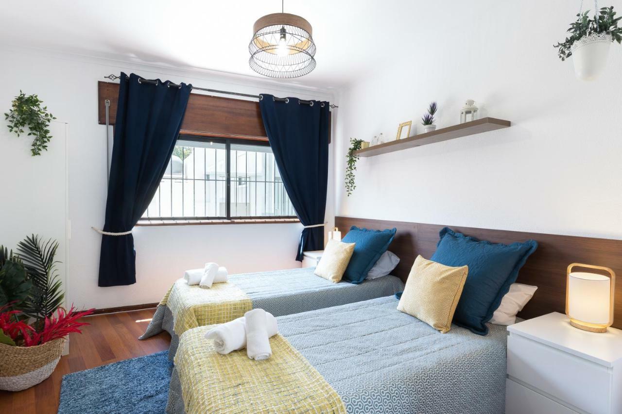 Apartmán 2 Comfy Bright Flats With Netflix Porto Exteriér fotografie