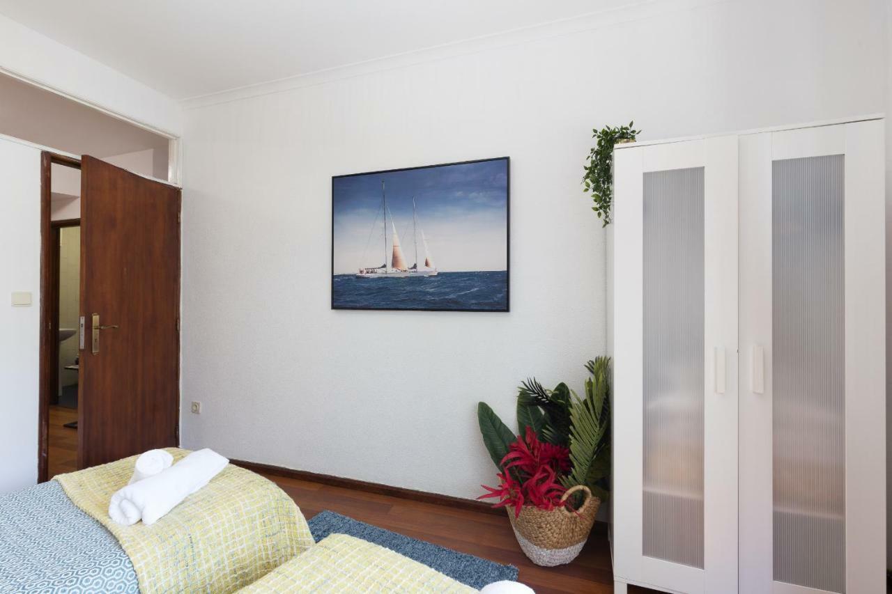 Apartmán 2 Comfy Bright Flats With Netflix Porto Exteriér fotografie