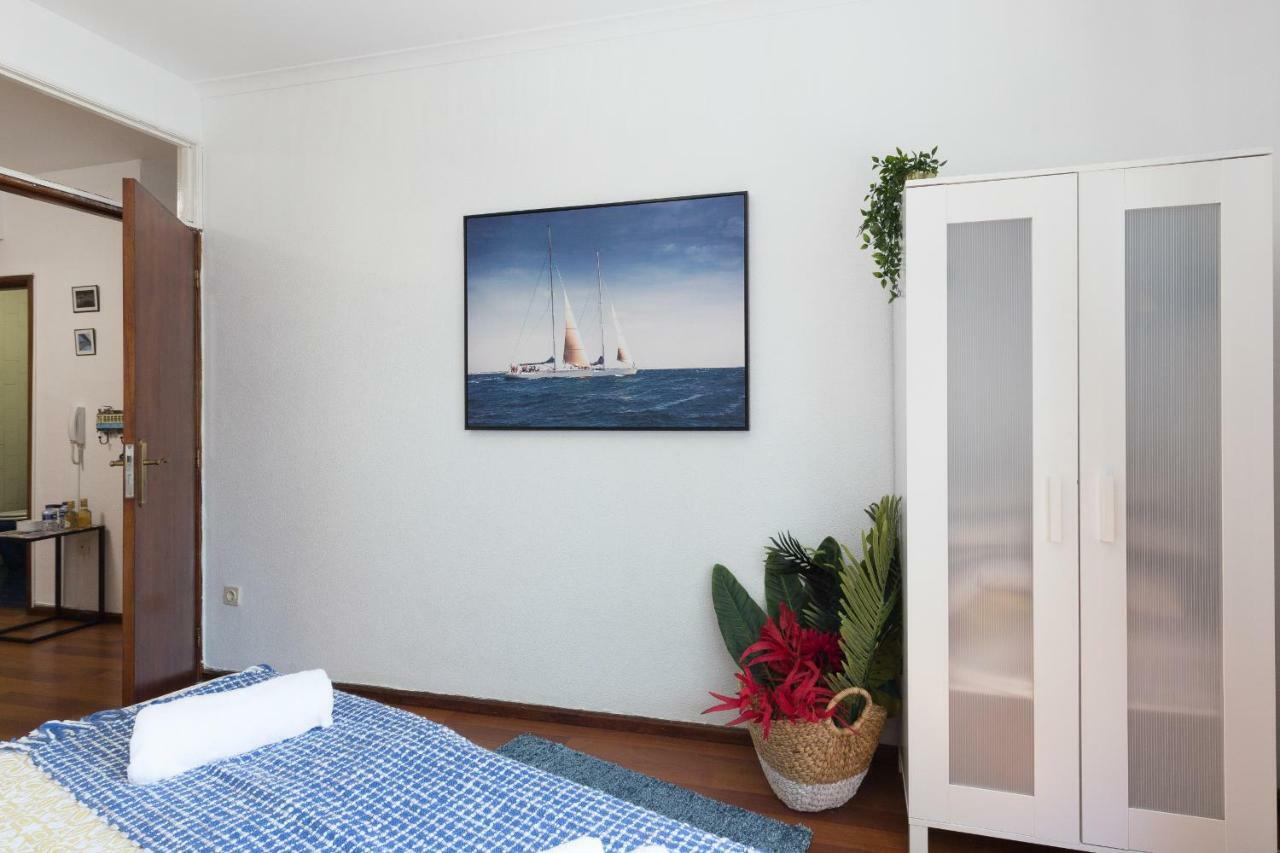 Apartmán 2 Comfy Bright Flats With Netflix Porto Exteriér fotografie